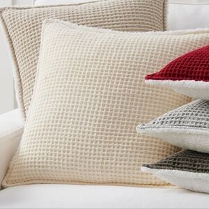 2 Pottery Barn Waffle With Sherpa Textured Back Beige Pillow Covers